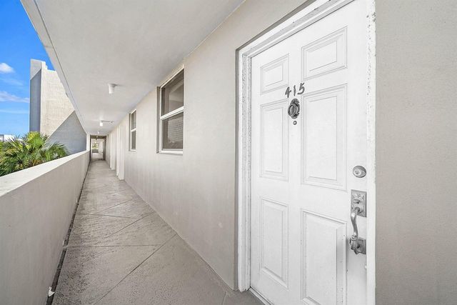 6699 NW 2nd Avenue 415, Boca Raton, FL 33487