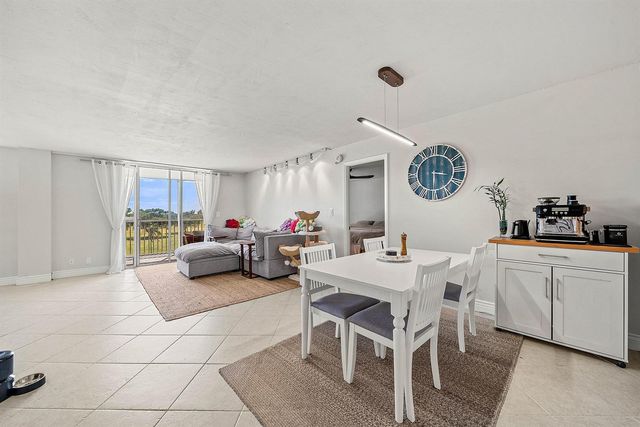 6699 NW 2nd Avenue 415, Boca Raton, FL 33487