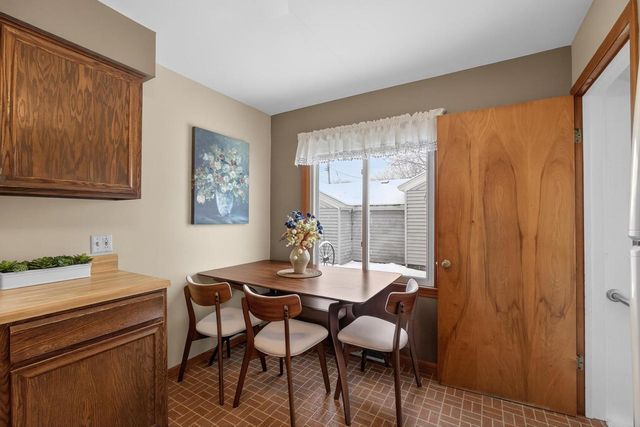 941 13TH STREET SOUTH, Wisconsin Rapids, WI 54494