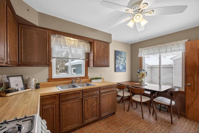 941 13TH STREET SOUTH, Wisconsin Rapids, WI 54494