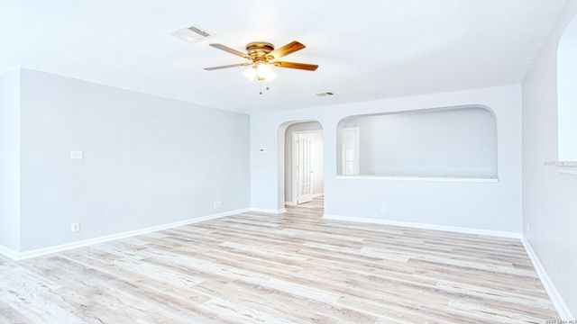 1530 Ambush Creek, San Antonio, TX 78245