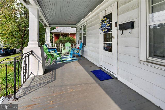 44 BRENWAL AVE, Ewing, NJ 08618
