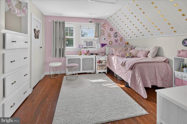 44 BRENWAL AVE, Ewing, NJ 08618