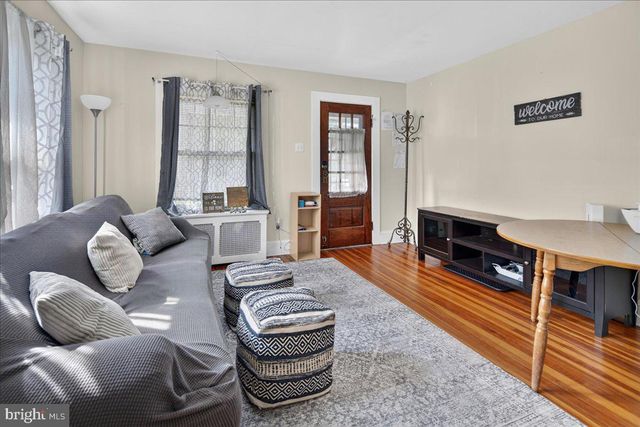 44 BRENWAL AVE, Ewing, NJ 08618