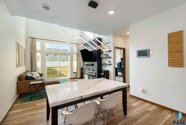 6146 S Alki Pl Place, Sioux Falls, SD 57108