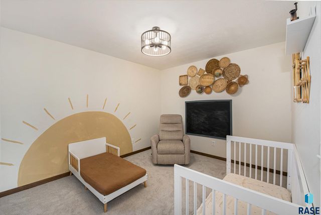 6146 S Alki Pl Place, Sioux Falls, SD 57108