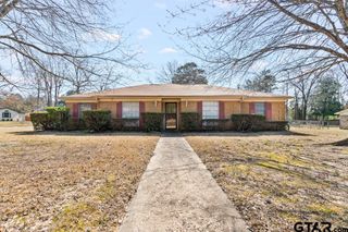 901 Dogwood Street, Gilmer, TX 75644