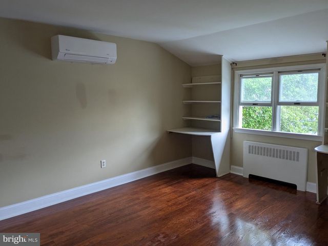 53 O'DANIEL AVE, Newark, DE 19711