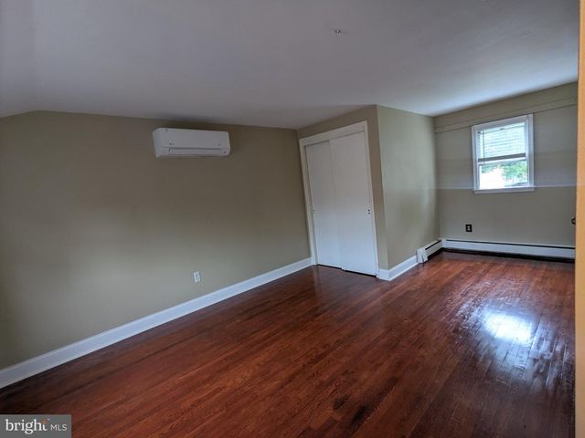 53 O'DANIEL AVE, Newark, DE 19711