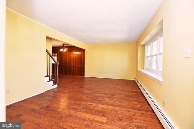 53 O'DANIEL AVE, Newark, DE 19711