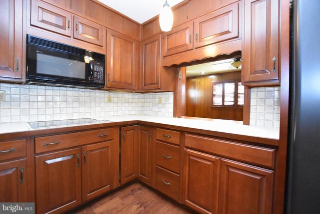53 O'DANIEL AVE, Newark, DE 19711