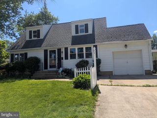 53 O'DANIEL AVE, Newark, DE 19711
