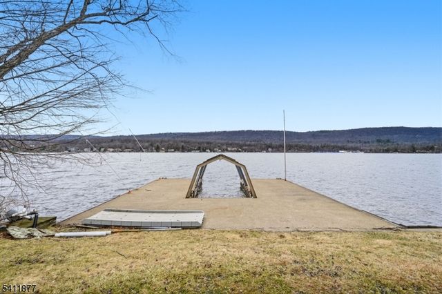 108 Long Pond Rd, West Milford Twp., NJ 07421