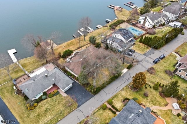 108 Long Pond Rd, West Milford Twp., NJ 07421