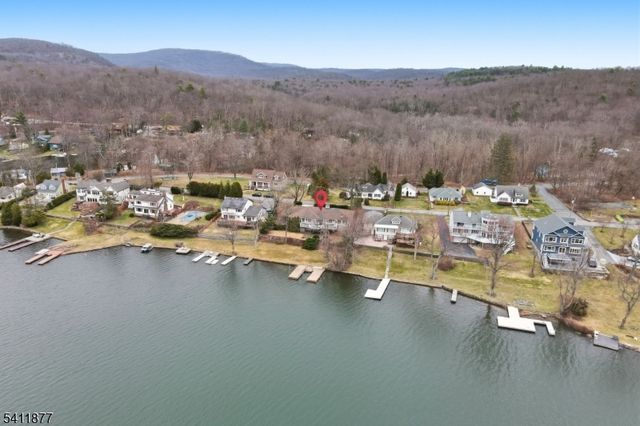 108 Long Pond Rd, West Milford Twp., NJ 07421