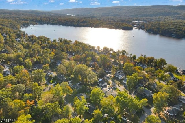 108 Long Pond Rd, West Milford Twp., NJ 07421