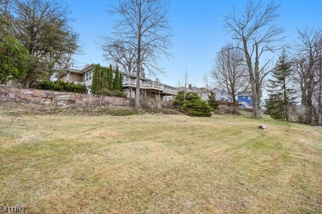 108 Long Pond Rd, West Milford Twp., NJ 07421