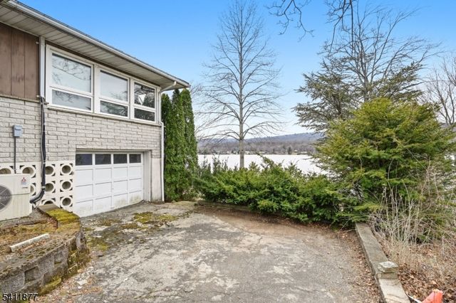 108 Long Pond Rd, West Milford Twp., NJ 07421