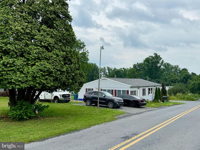 29 ELM AVE, Temple, PA 19560