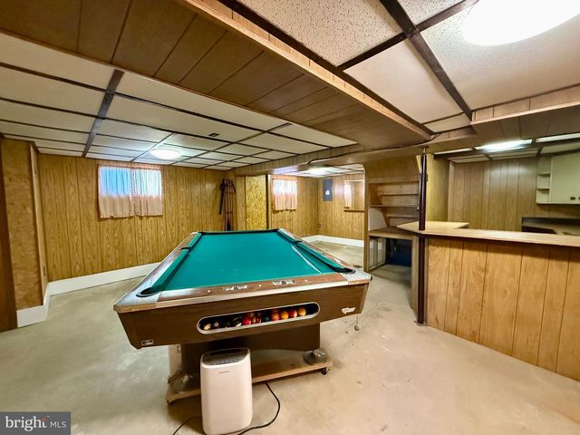 29 ELM AVE, Temple, PA 19560