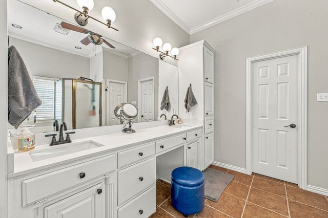 1211 Mallard Way, Granbury, TX 76048