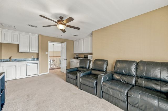 1211 Mallard Way, Granbury, TX 76048