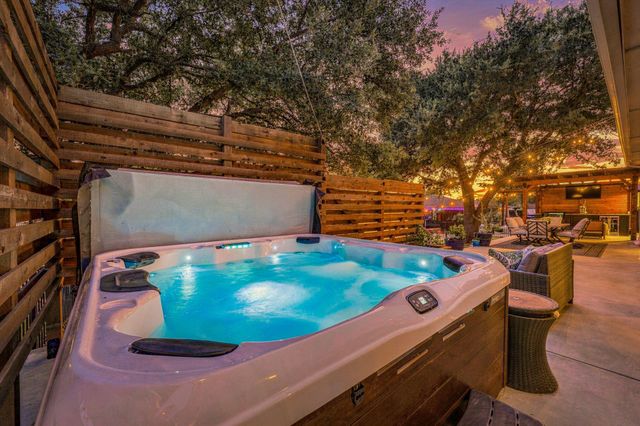 1211 Mallard Way, Granbury, TX 76048