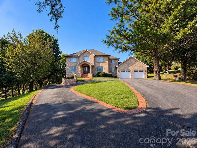 5980 Willowbottom Road, Hickory, NC 28602