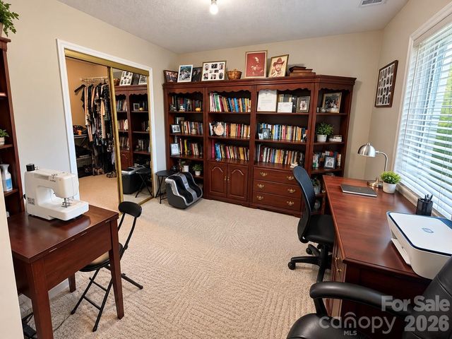 5980 Willowbottom Road, Hickory, NC 28602