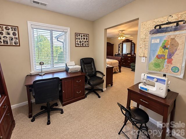 5980 Willowbottom Road, Hickory, NC 28602