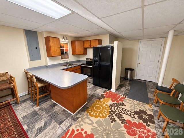 5980 Willowbottom Road, Hickory, NC 28602