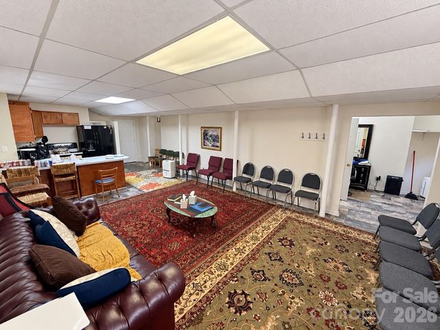 5980 Willowbottom Road, Hickory, NC 28602