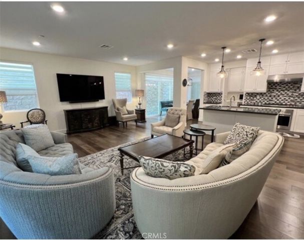 27625 S Evergreen, San Pedro, CA 90731