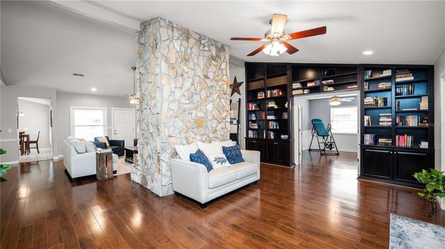 5525 CLUB HILL E, Lakeland, FL 33813