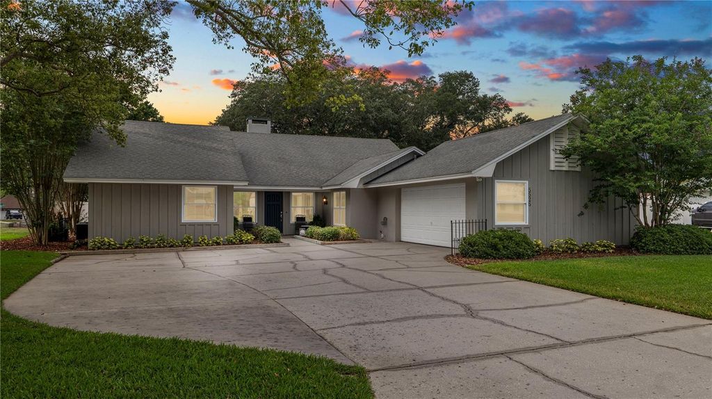 5525 CLUB HILL E, Lakeland, FL 33813