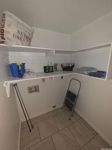 4910 Dare, San Antonio, TX 78217