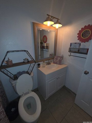 4910 Dare, San Antonio, TX 78217