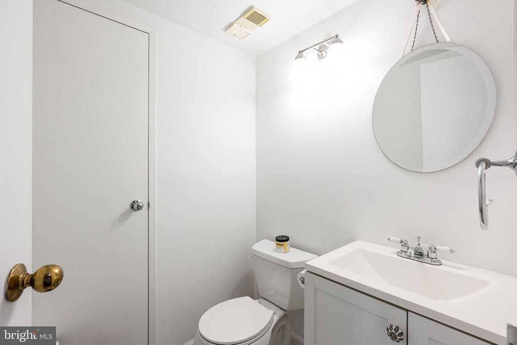 200-10 LOMBARD ST #703, PHILADELPHIA, PA 19147 — photo 5