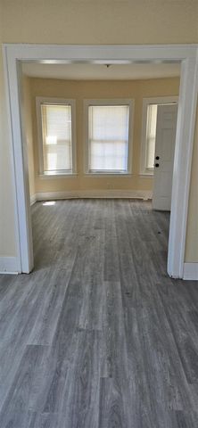 5054 Linsdale Street, Detroit, MI 48204