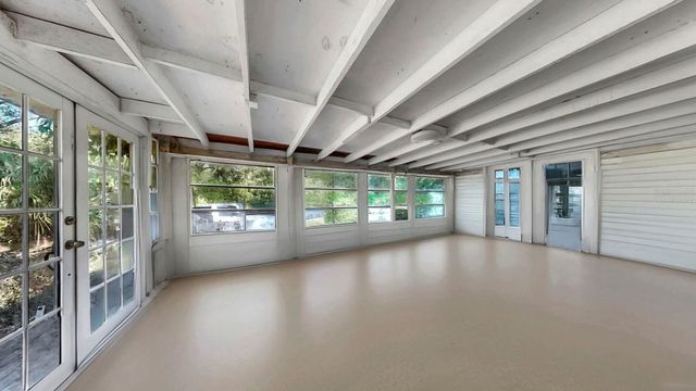 601 8TH COURT SE, Ruskin, FL 33570