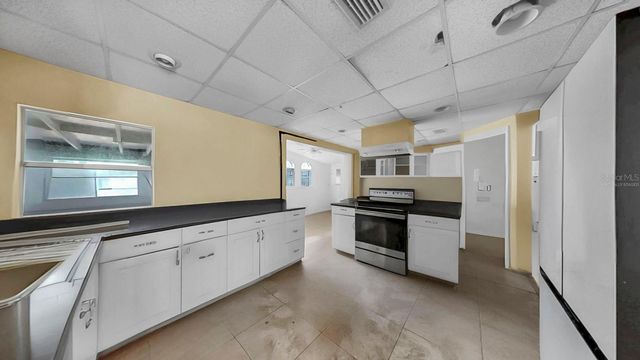 601 8TH COURT SE, Ruskin, FL 33570