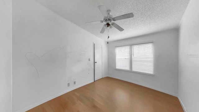 601 8TH COURT SE, Ruskin, FL 33570