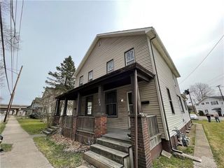 404-406 N Liberty St, New Castle, PA 16102