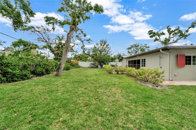545 Gardenia Lane, Vero Beach, FL 32963
