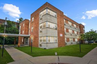 2409 W Balmoral Avenue 2A, Chicago, IL 60625