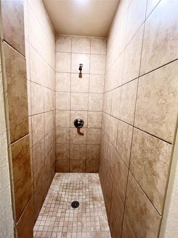 100 Sandstone DR C, Jarrell, TX 76537