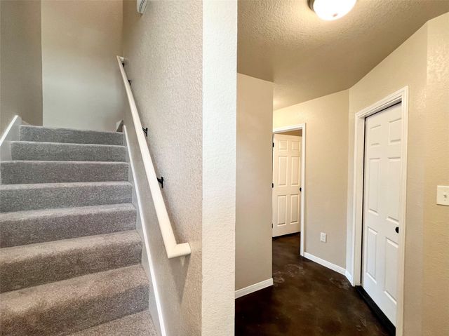 100 Sandstone DR C, Jarrell, TX 76537