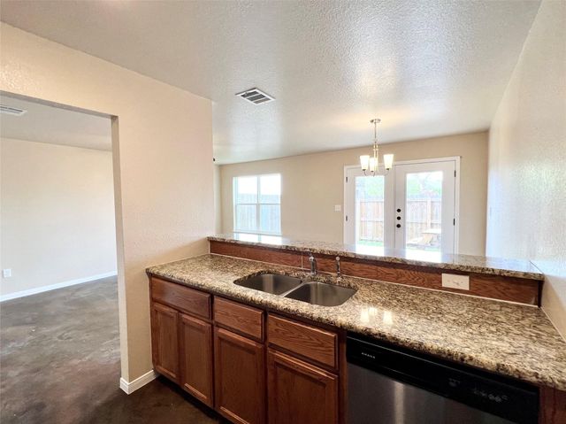 100 Sandstone DR C, Jarrell, TX 76537