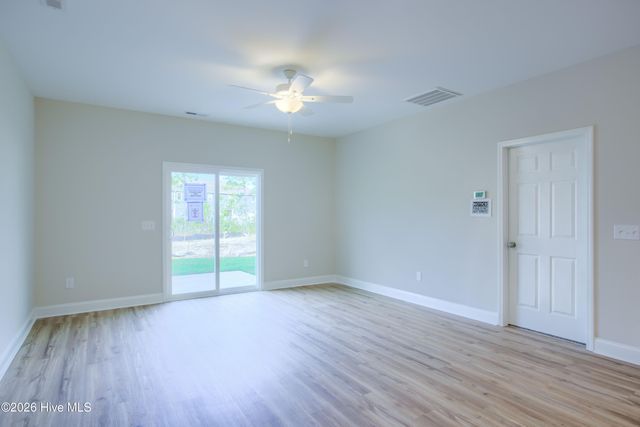 212 Sandpiper Place, Holly Ridge, NC 28445