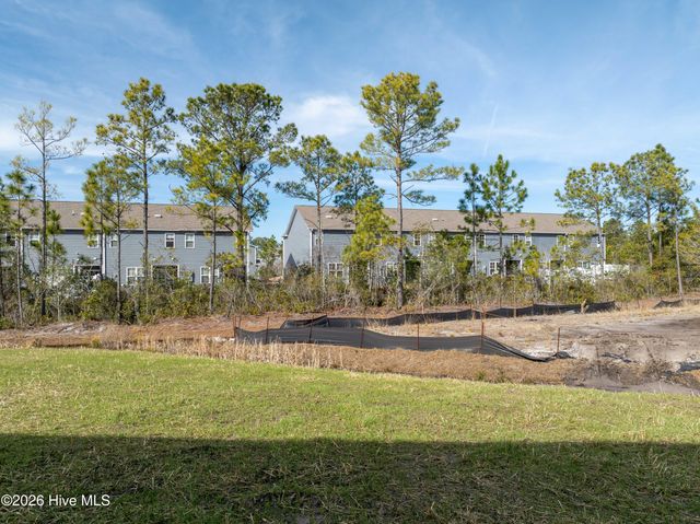 212 Sandpiper Place, Holly Ridge, NC 28445